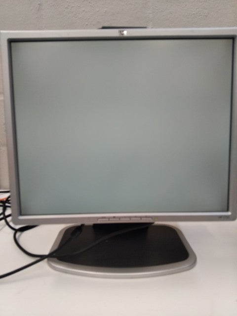 Pre-Owned 17 Inch LCD Monitor; VGA,DVI