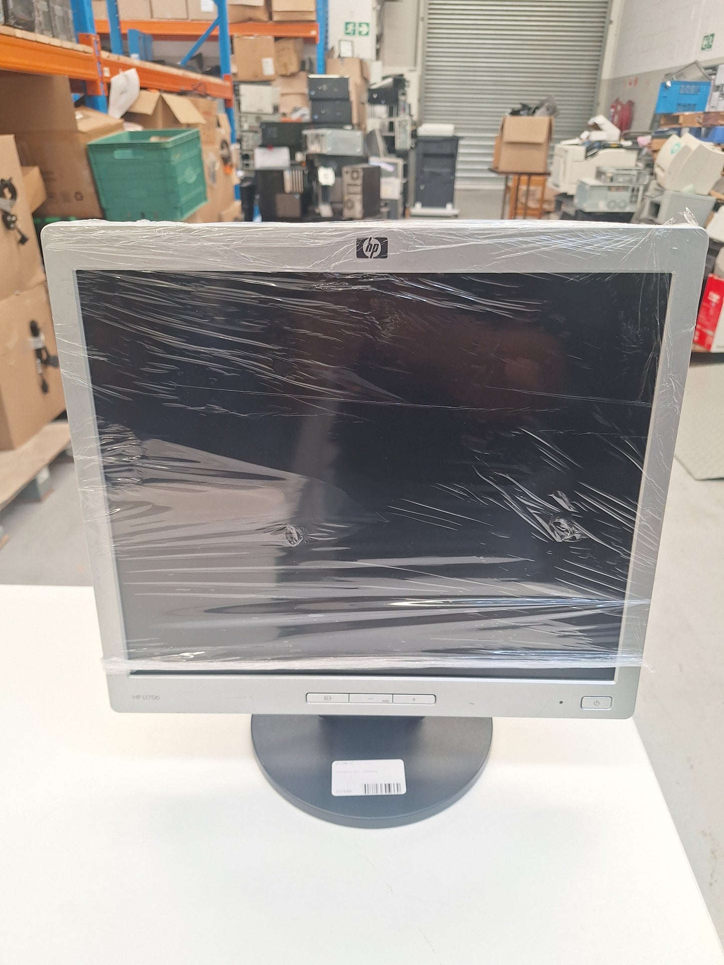 Pre-Owned 17 Inch LCD Monitor; VGA